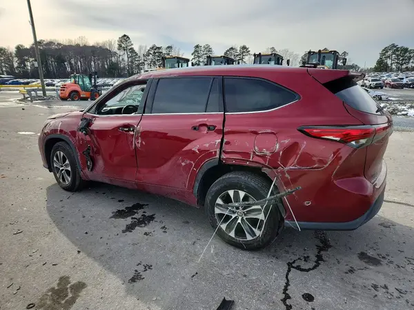 5TDGZRAH7LS513387 2020 TOYOTA HIGHLANDER - Image 2