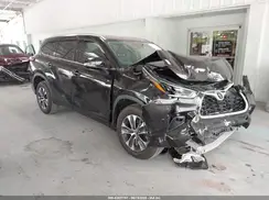 5TDGZRAH7MS058543 2021 TOYOTA HIGHLANDER