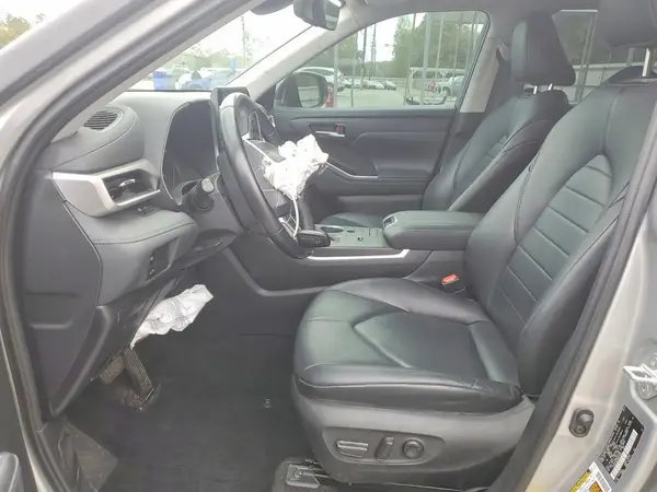 2021 TOYOTA HIGHLANDER auction photo 7