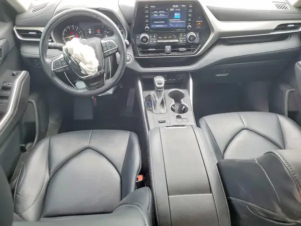 5TDGZRAH7MS074094 2021 TOYOTA HIGHLANDER - Image 8