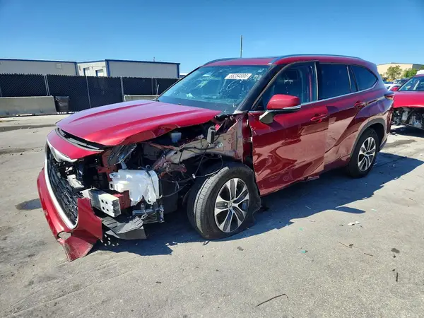 5TDGZRAH7MS080185 2021 TOYOTA HIGHLANDER - Image 1