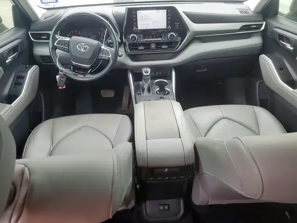 5TDGZRAH7MS515304 2021 TOYOTA HIGHLANDER - Image 8