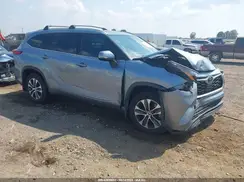5TDGZRAH7NS093200 2022 TOYOTA HIGHLANDER