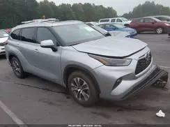 5TDGZRAH7NS137454 2022 TOYOTA HIGHLANDER