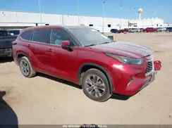 5TDGZRAH7NS542925 2022 TOYOTA HIGHLANDER