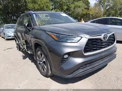 5TDGZRAH7NS544318 2022 TOYOTA HIGHLANDER