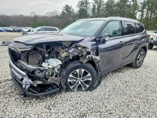 5TDGZRAH7NS548790 2022 TOYOTA HIGHLANDER - Image 1