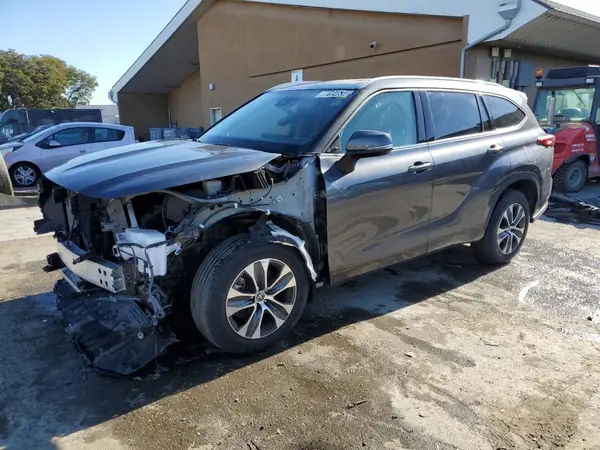 5TDGZRAH7NS554217 2022 TOYOTA HIGHLANDER - Image 1