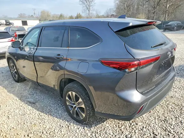 5TDGZRAH8LS010547 2020 TOYOTA HIGHLANDER - Image 2