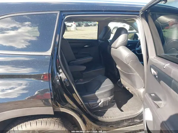 5TDGZRAH8LS502835 2020 TOYOTA HIGHLANDER - Image 8