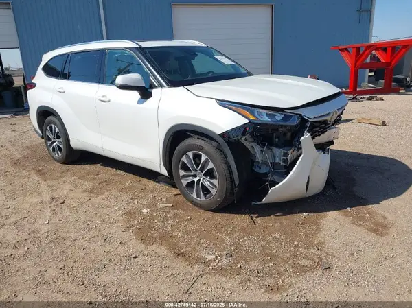 5TDGZRAH8LS510711 2020 TOYOTA HIGHLANDER - Image 1