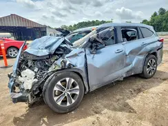 5TDGZRAH8MS042772 2021 TOYOTA HIGHLANDER