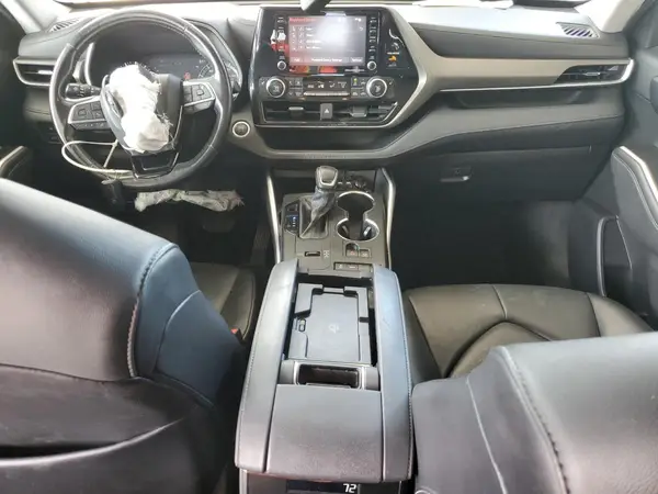 5TDGZRAH8MS075657 2021 TOYOTA HIGHLANDER - Image 8
