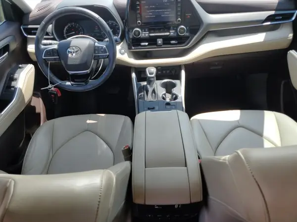 5TDGZRAH8MS077473 2021 TOYOTA HIGHLANDER - Image 8