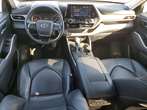 5TDGZRAH8MS086366 2021 TOYOTA HIGHLANDER - Image 8
