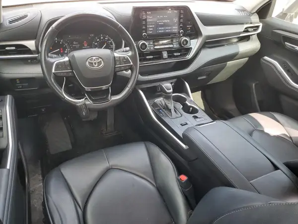 5TDGZRAH8MS519491 2021 TOYOTA HIGHLANDER - Image 8