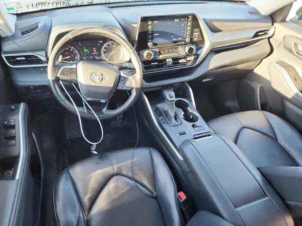 5TDGZRAH8MS520804 2021 TOYOTA HIGHLANDER - Image 8