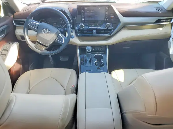 5TDGZRAH8MS523461 2021 TOYOTA HIGHLANDER - Image 8