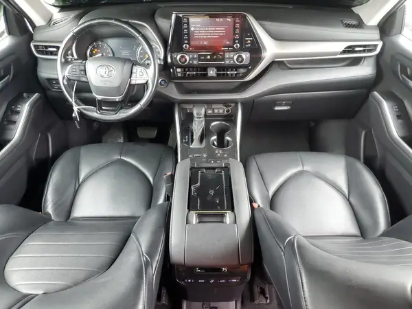 5TDGZRAH8MS530085 2021 TOYOTA HIGHLANDER - Image 8