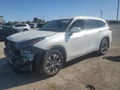 5TDGZRAH8NS091780 2022 TOYOTA HIGHLANDER