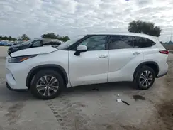 5TDGZRAH8NS121229 2022 TOYOTA HIGHLANDER