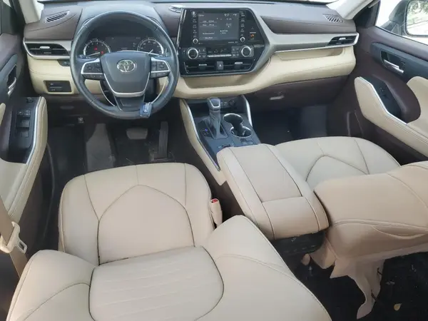 5TDGZRAH8NS121229 2022 TOYOTA HIGHLANDER - Image 8