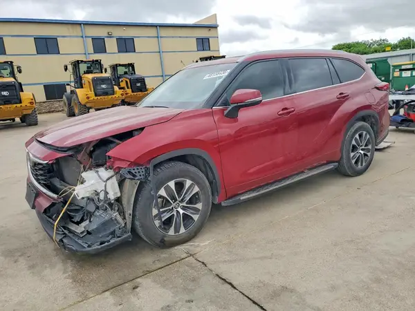 5TDGZRAH8NS122140 2022 TOYOTA HIGHLANDER - Image 1