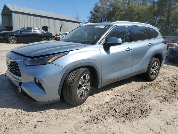 5TDGZRAH8NS128309 2022 TOYOTA HIGHLANDER - Image 1