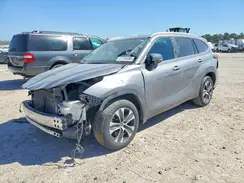 5TDGZRAH8NS539516 2022 TOYOTA HIGHLANDER