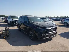 5TDGZRAH8NS547857 2022 TOYOTA HIGHLANDER