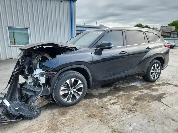 5TDGZRAH8NS548443 2022 TOYOTA HIGHLANDER - Image 1