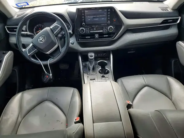 5TDGZRAH8NS558597 2022 TOYOTA HIGHLANDER - Image 8