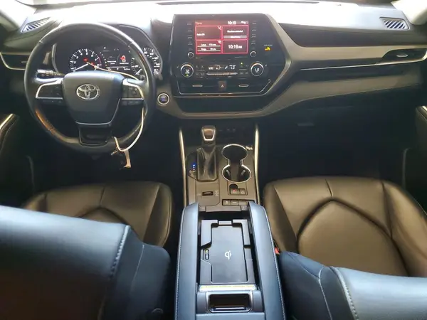5TDGZRAH9LS005261 2020 TOYOTA HIGHLANDER - Image 8