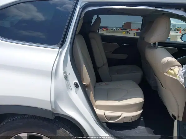 5TDGZRAH9LS021007 2020 TOYOTA HIGHLANDER - Image 8