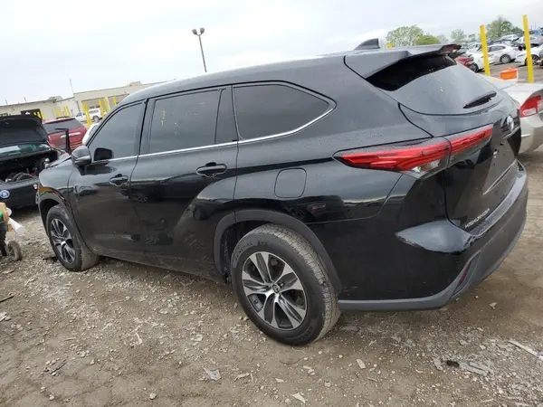 5TDGZRAH9LS502732 2020 TOYOTA HIGHLANDER - Image 2
