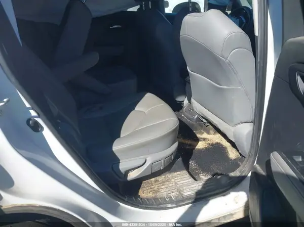 5TDGZRAH9LS503198 2020 TOYOTA HIGHLANDER - Image 8