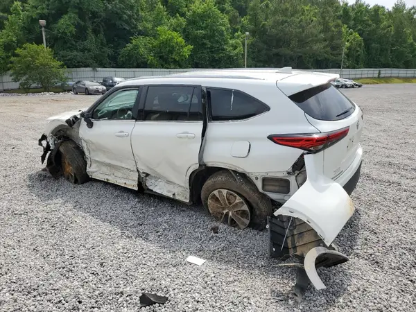 5TDGZRAH9LS504383 2020 TOYOTA HIGHLANDER - Image 2