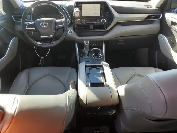 5TDGZRAH9MS038925 2021 TOYOTA HIGHLANDER - Image 8