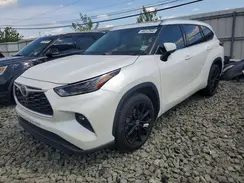 5TDGZRAH9MS042800 2021 TOYOTA HIGHLANDER