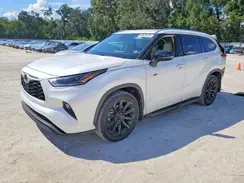 5TDGZRAH9MS055126 2021 TOYOTA HIGHLANDER