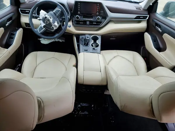 5TDGZRAH9MS062903 2021 TOYOTA HIGHLANDER - Image 8