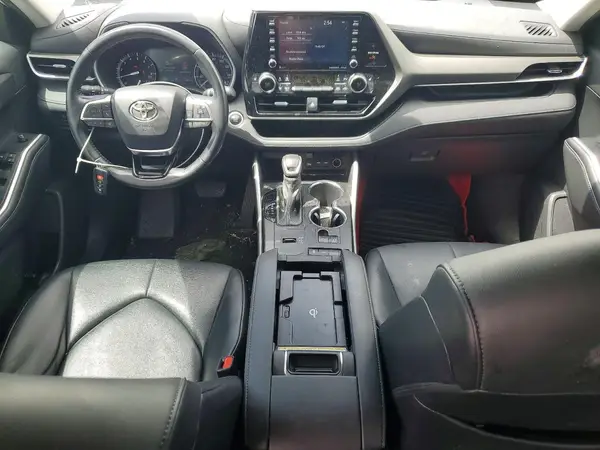 5TDGZRAH9MS067003 2021 TOYOTA HIGHLANDER - Image 8