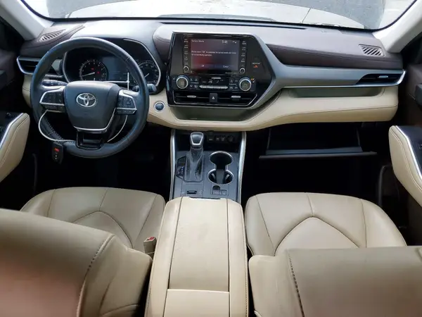 5TDGZRAH9MS085503 2021 TOYOTA HIGHLANDER - Image 8