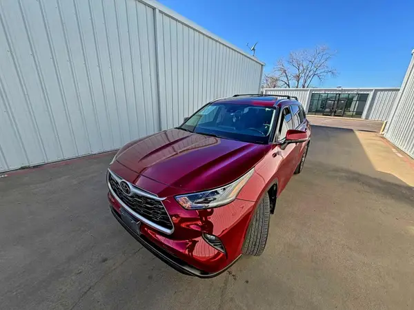 5TDGZRAH9MS088420 2021 TOYOTA HIGHLANDER - Image 2