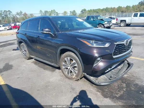 5TDGZRAH9MS088885 2021 TOYOTA HIGHLANDER - Image 1