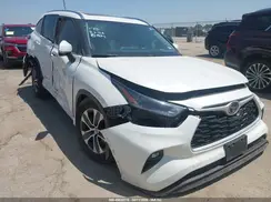5TDGZRAH9MS533979 2021 TOYOTA HIGHLANDER