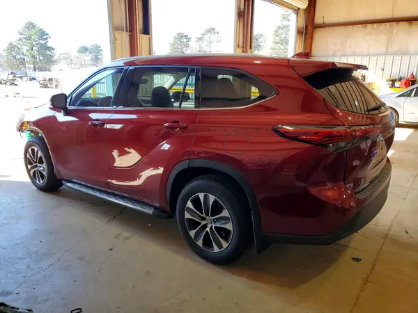 5TDGZRAH9NS116914 2022 TOYOTA HIGHLANDER - Image 2