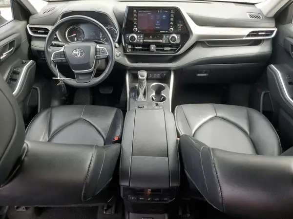5TDGZRAH9NS547267 2022 TOYOTA HIGHLANDER - Image 8