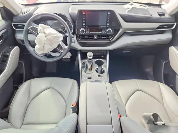 5TDGZRAH9NS550993 2022 TOYOTA HIGHLANDER - Image 8