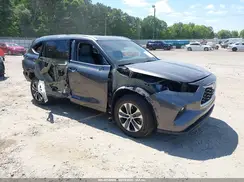 5TDGZRAH9NS552338 2022 TOYOTA HIGHLANDER